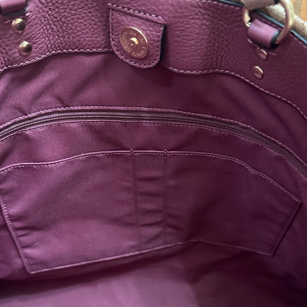 Coach Dempsey Signature Canvas Dempsey Carry All Bag with Hangtag. NWT - Picture 10 of 13